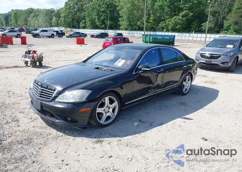 2009 Mercedes-Benz S 550 from USA, damaged, VIN WDDNG71X79A239029